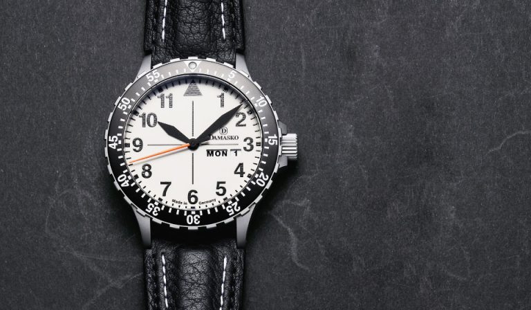 ドイツ最強（!?）、衝撃・磁気・水に強い腕時計“DAMASKO（ダマスコ）”の実力を探る - Watch LIFE NEWS｜ウオッチライフを