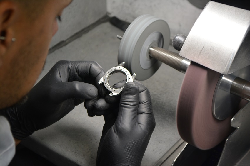 Case-Polishing