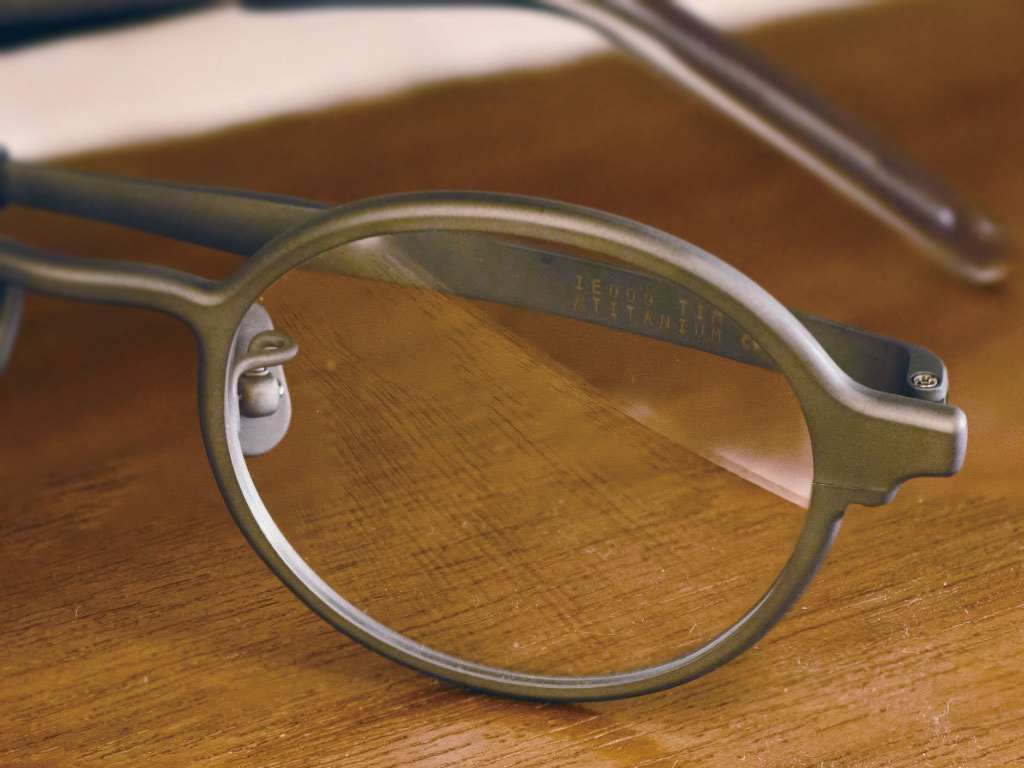 EYEWEAR_Ditail