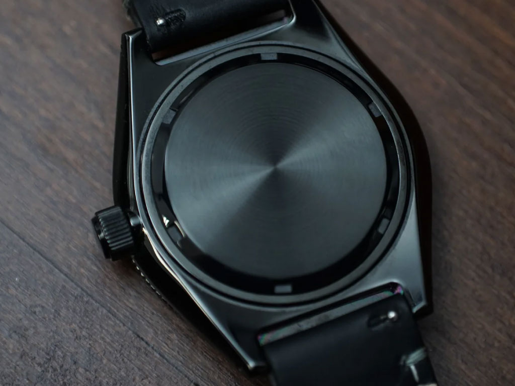 WESTCOASTDIVER_caseback