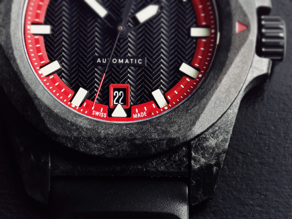 CARBON_CASE_Ditail
