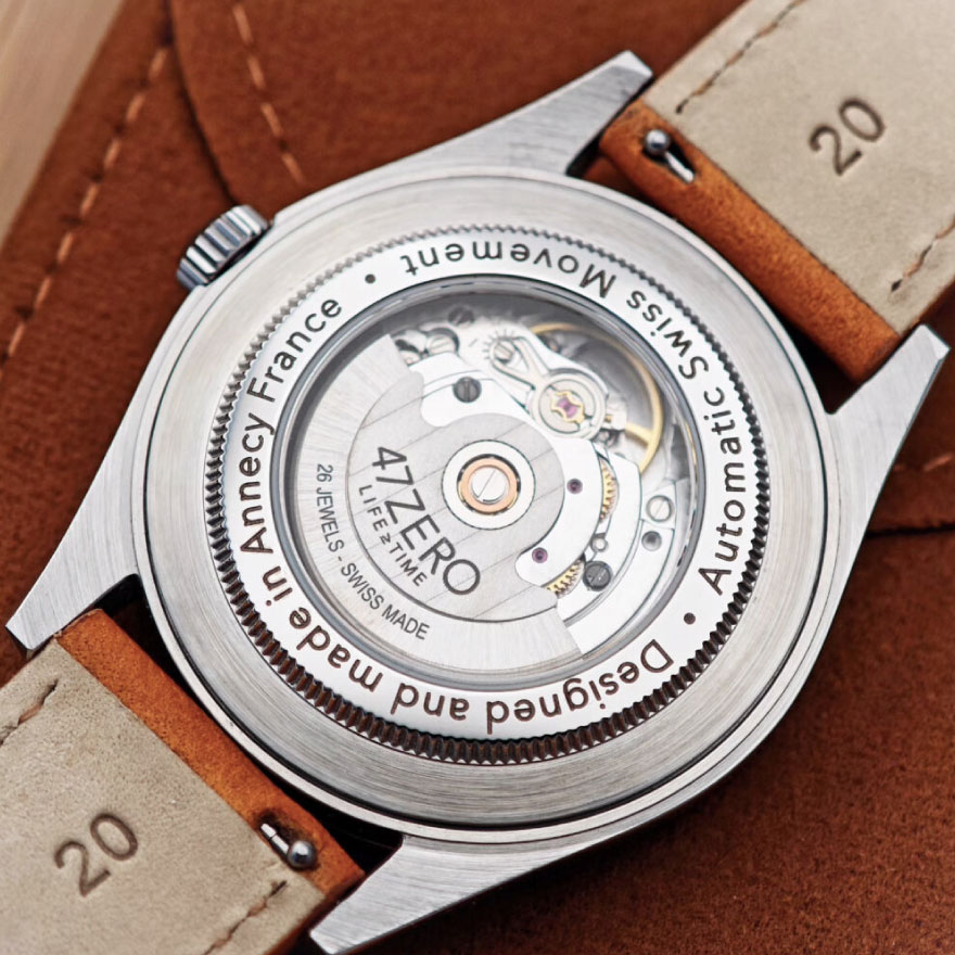 ODD-HOURS_caseback