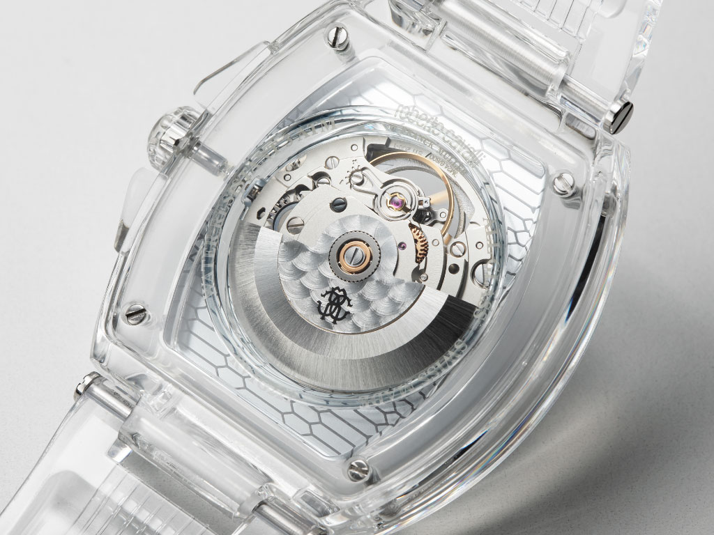 RV1G221L0011_back
