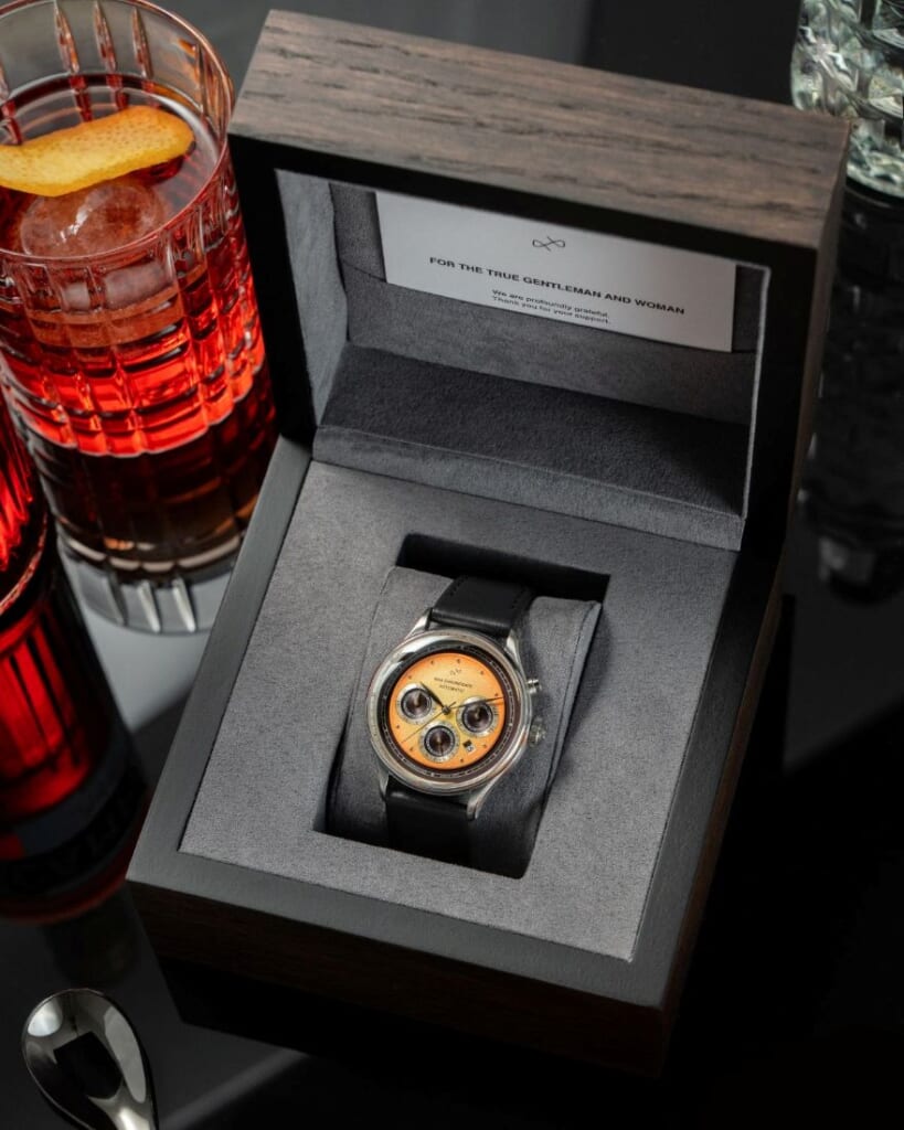 About Vintage 1564 Chronodate Automatic Negroni