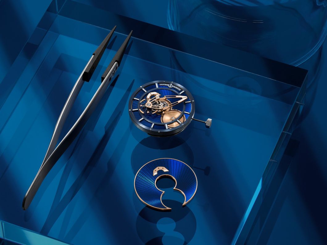 ULYSSE NARDIN FREAK X GOLD ENAMEL