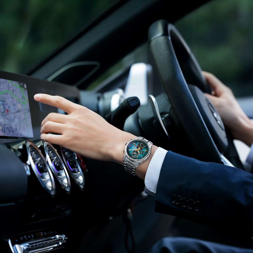 CITIZEN exceed BY1020-61W