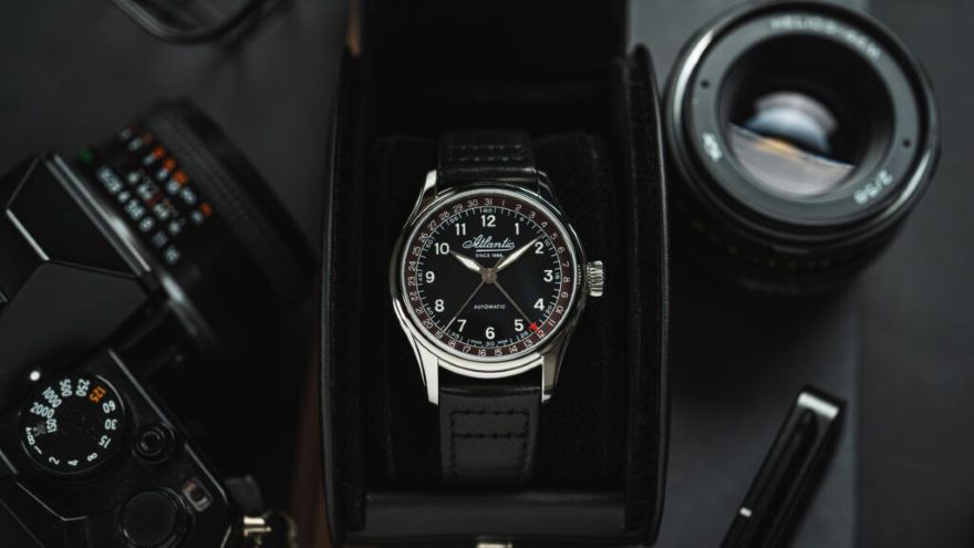 Atlantic Worldmaster Automatic Pointer Date