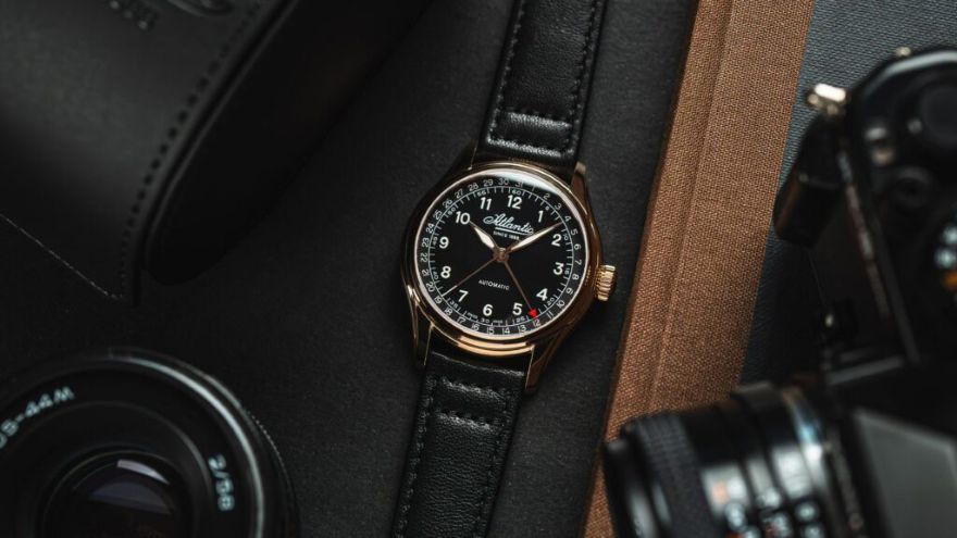 Atlantic Worldmaster Automatic Pointer Date