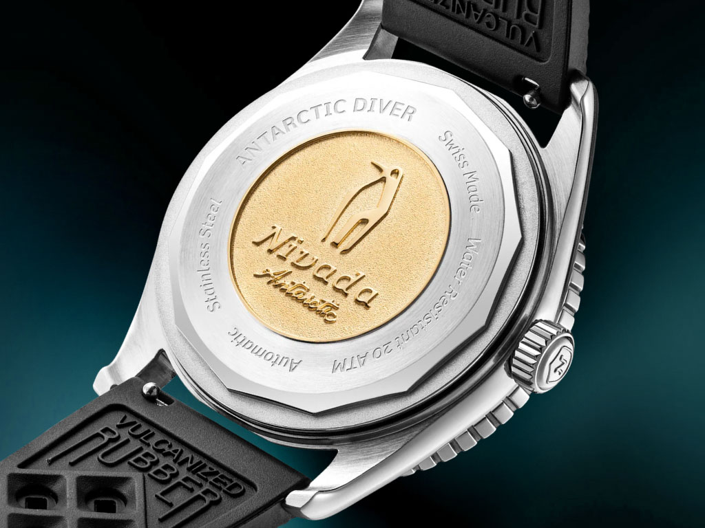 32068A01_caseback