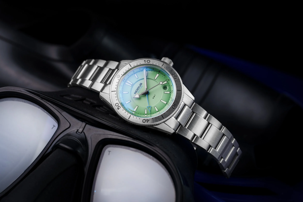 Sector II Dive GMT