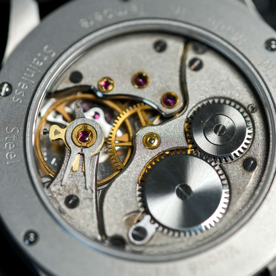 vuolle_caseback