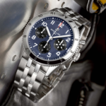 BREITLING（ブライトリング）クラシック アヴィ クロノグラフ 42 室屋義秀 リミテッド