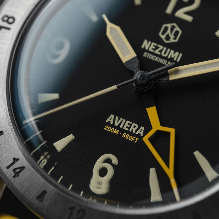 AVIERA-GMT_dial