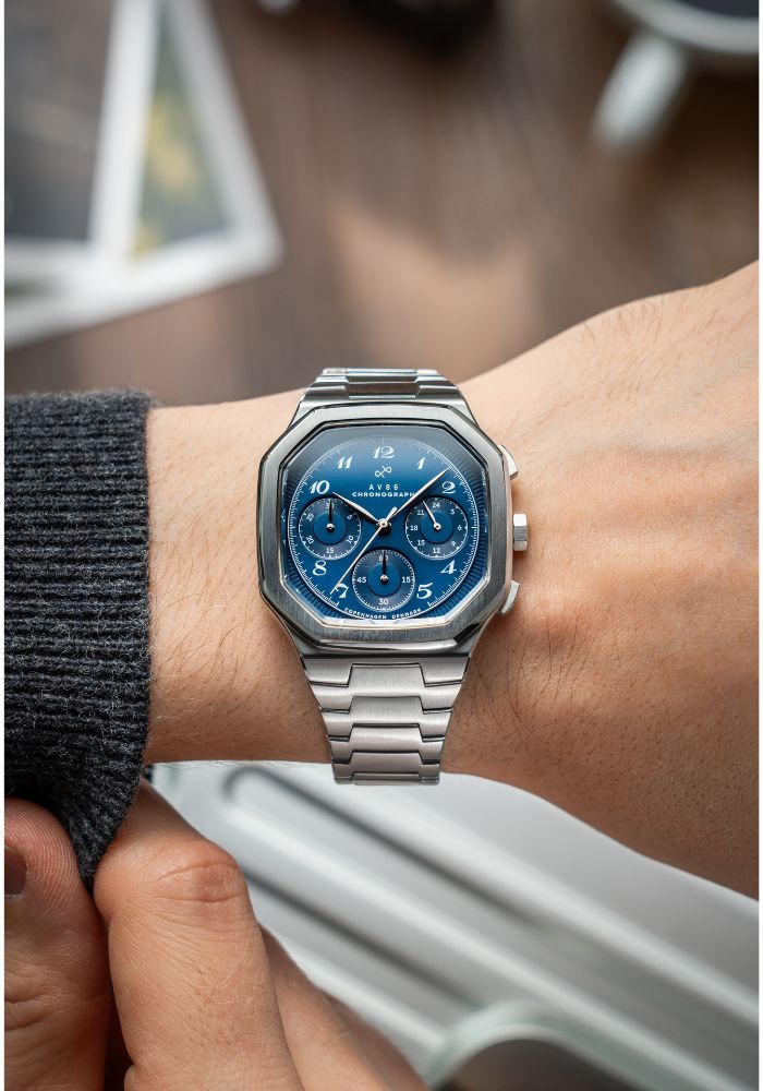 AV86（エーブイエイティシックス）1904 Chronograph