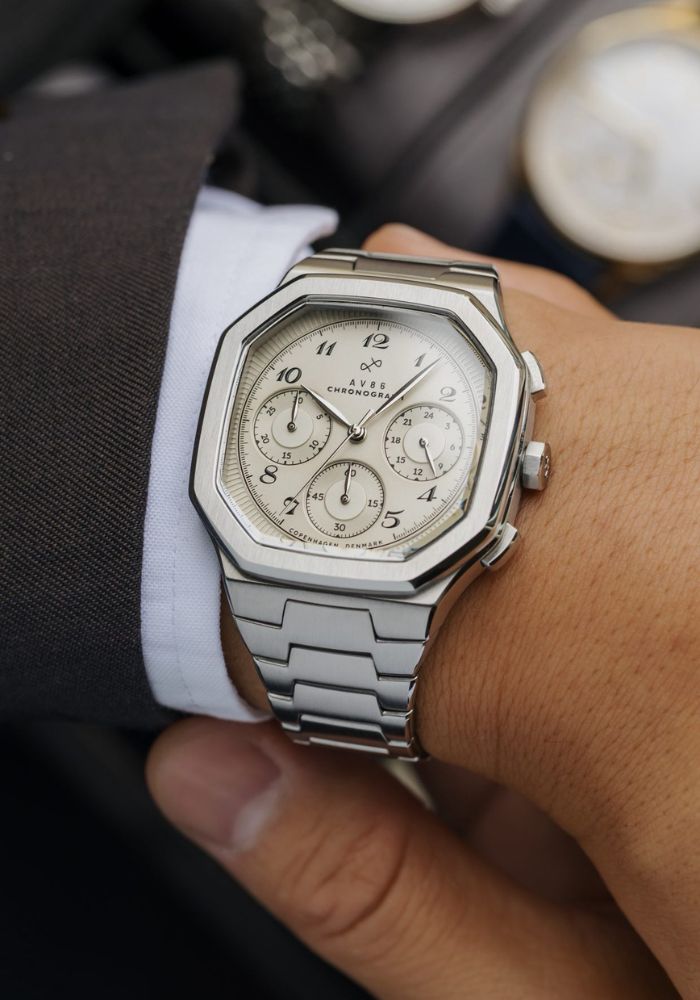 AV86(エーブイエイティシックス)1904 Chronograph