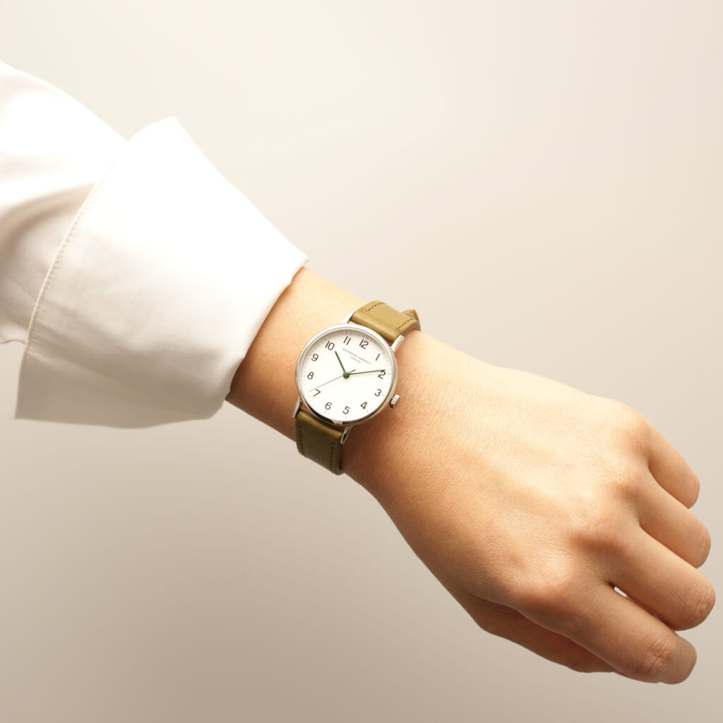 KATHARINE HAMNETT LONDON（キャサリン ハムネット ロンドン）タイムタイム別注モデル