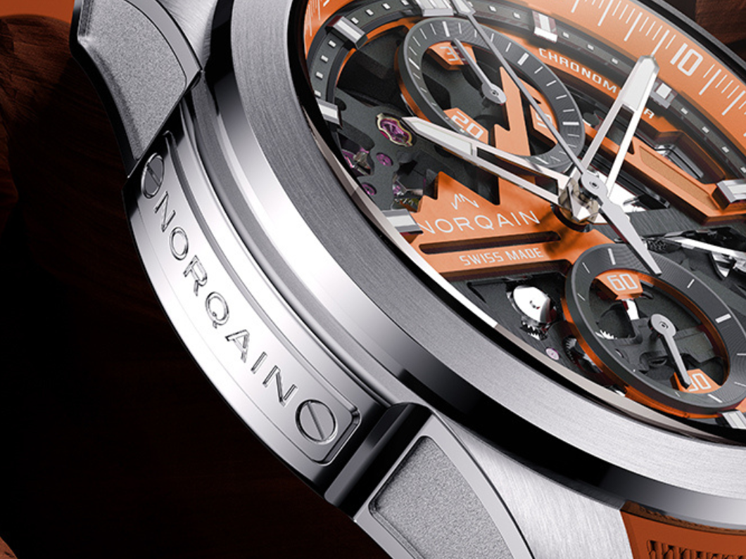 ノルケイン（NORQAIN）インディペンデンス スケルトン クロノ 42mm オレンジカラー