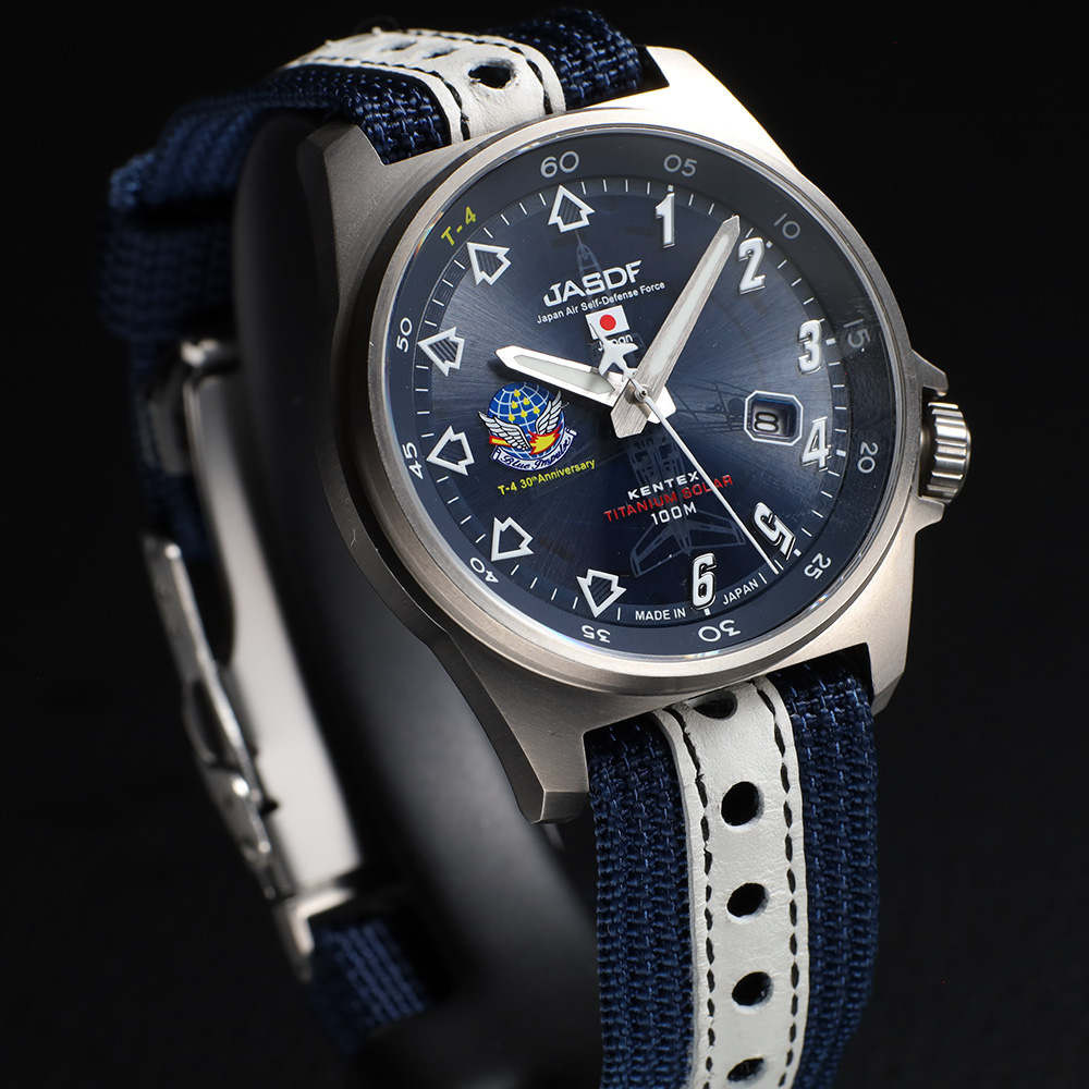 ケンテックス（KENTEX）Blue Impulse チタンソーラー T-4 30周年記念モデル