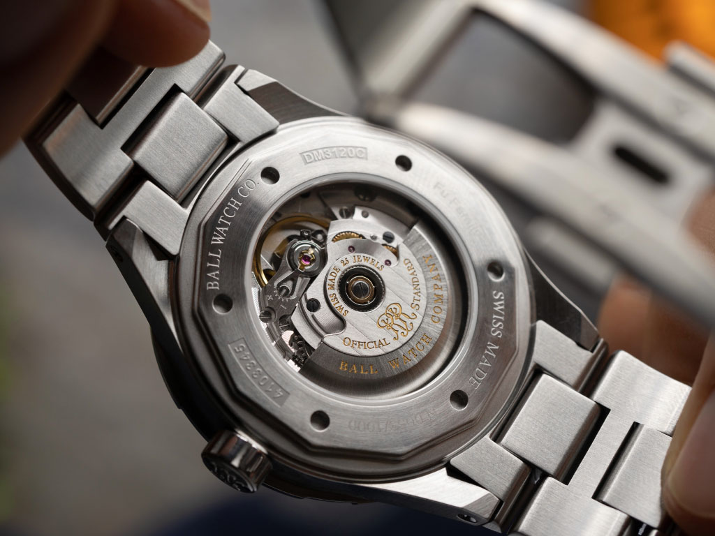 DM3120C-S1CJ-BK_back