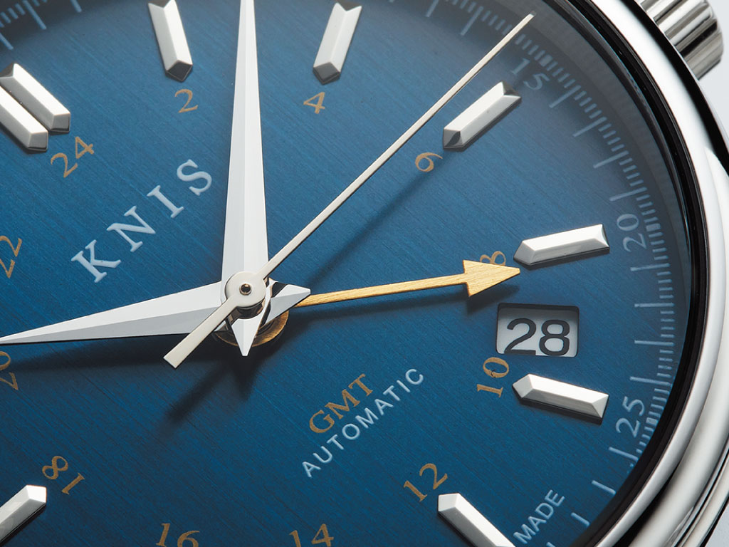 KNIS_BLUE_dial