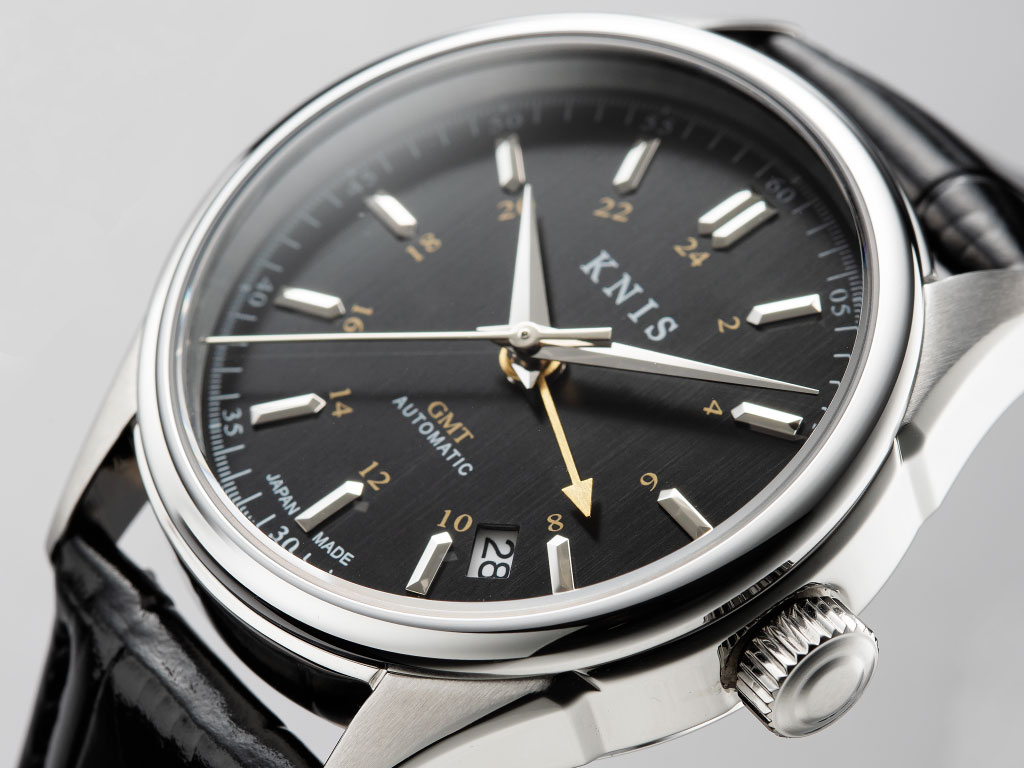 KNIS ニス 日本製　クォーツ　ブラック セイコー製“機械式”ムーヴメント搭載【京都発、国産時計“KNIS”新作