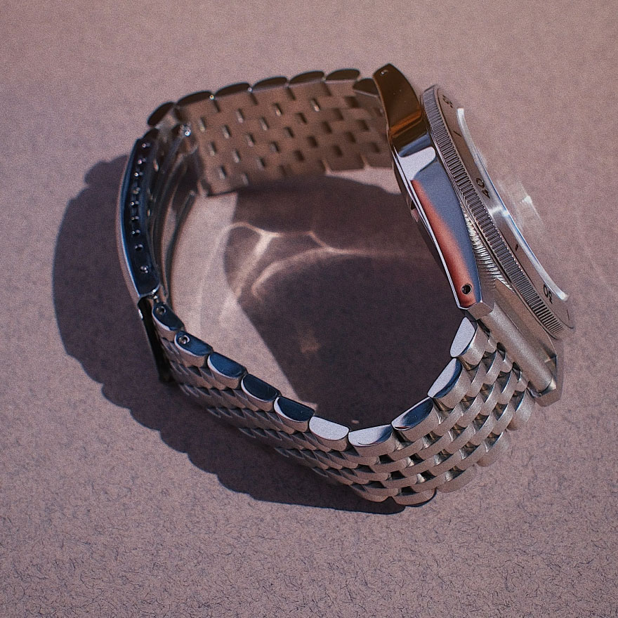 TAUPE-SKIN-DIVER_side