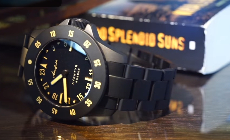 オーカーフォーク Aventyr（アヴェンター）