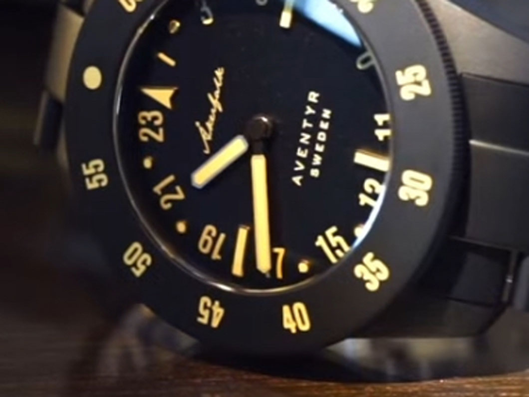 オーカーフォーク Aventyr（アヴェンター）