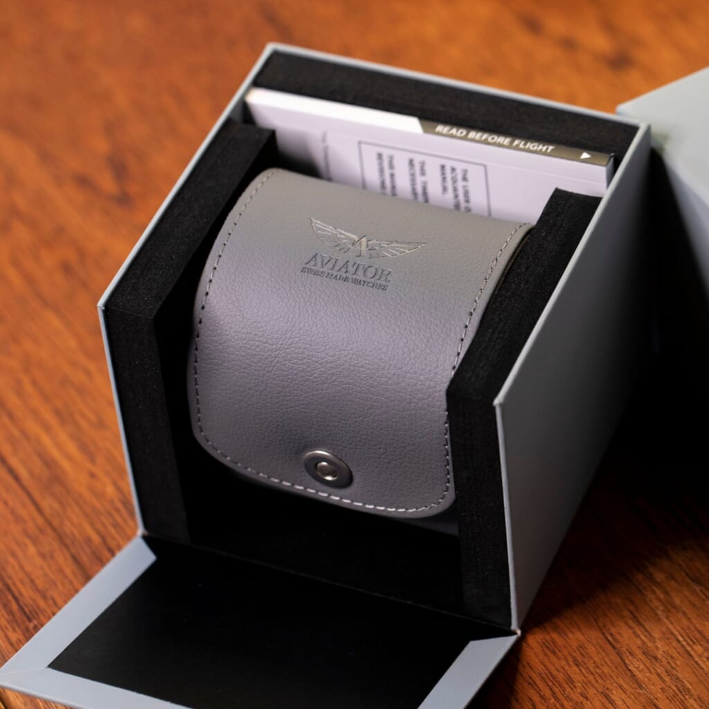 AVIATOR（アビエイター）XPRO DIVE 300 AUTO