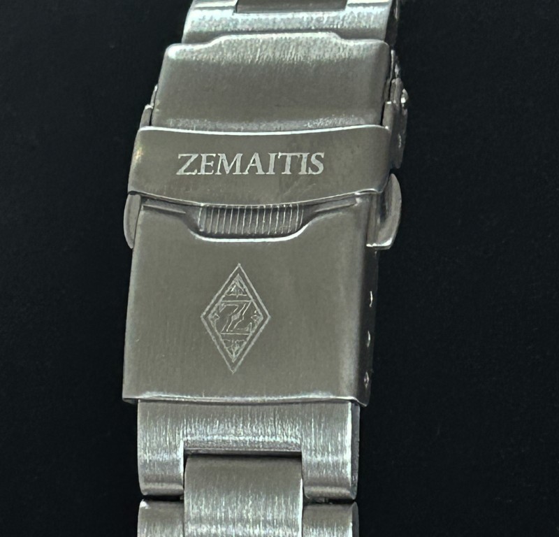 ZEMAITIS（ゼマイティス） ZWCHRONO25