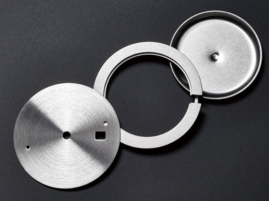 NL9616C-S6CJ-MSL_innercase