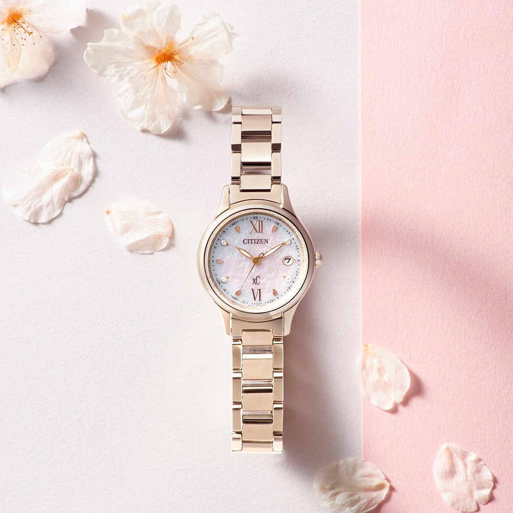 CITIZEN xC（シチズン クロスシー） 30周年アニバーサリー SAKURA限定モデル hikari collection エコ・ドライブ電波時計 ハッピーフライト