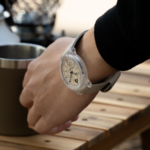 シチズン Q&Q Smile Solar（キューアンドキュー スマイルソーラー） キャプテンスタッグ コラボウオッチ