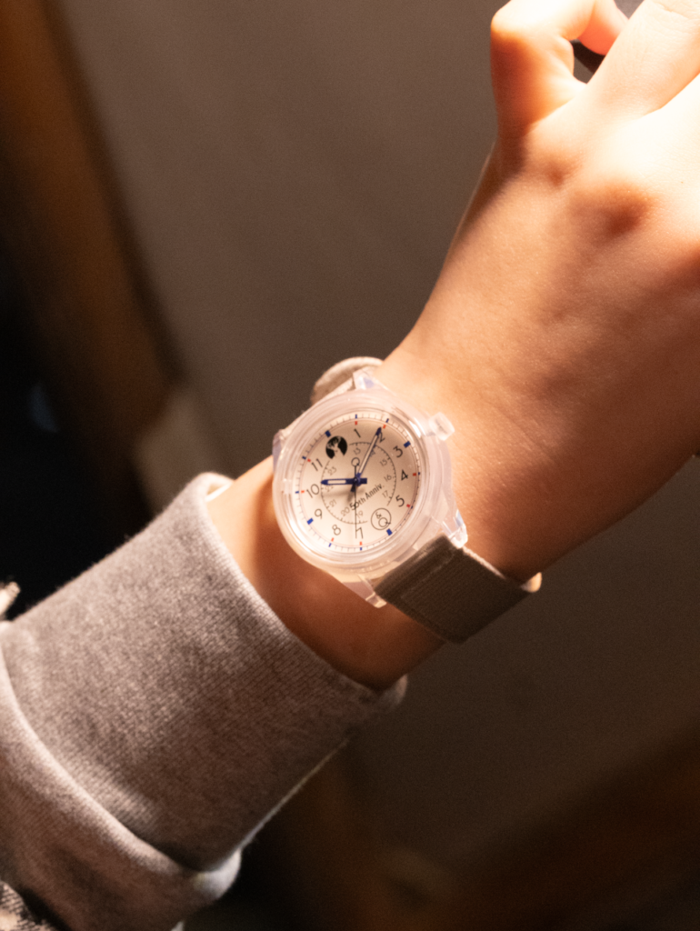 シチズン Q&Q Smile Solar（キューアンドキュー スマイルソーラー） キャプテンスタッグ コラボウオッチ