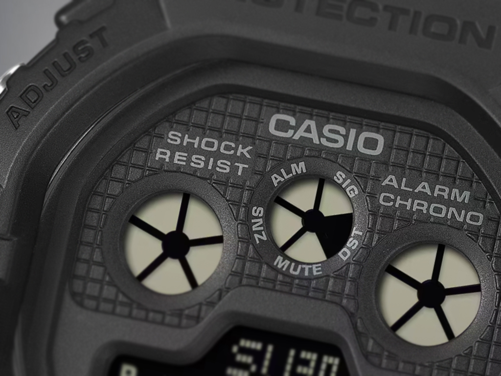 DW-5900UBB-1JF_subdial