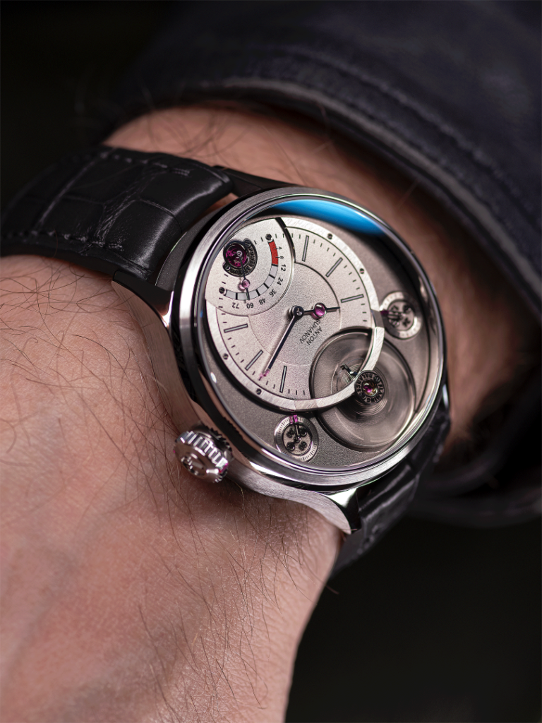 アントン・スハノフ（Anton Suhanov） FLAMINGO（フラミンゴ）