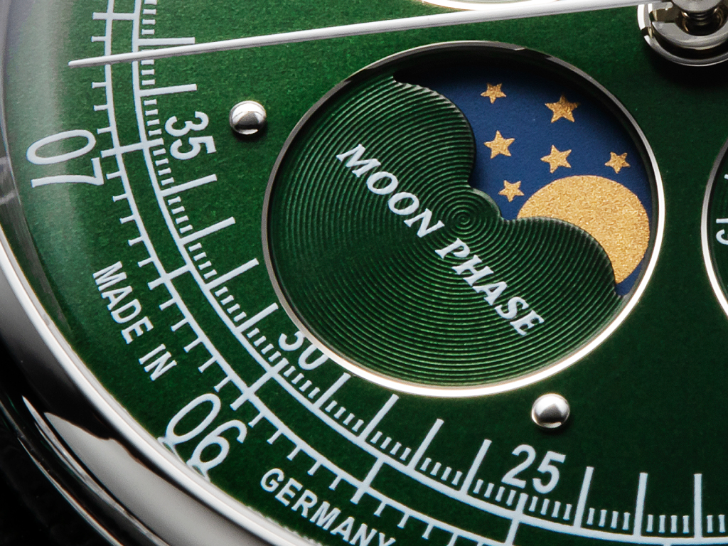 7635-4_moonphase