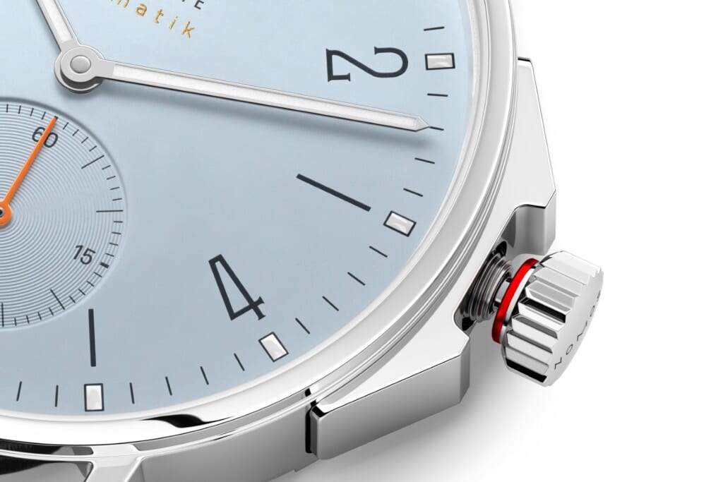 NOMOS GLASHÜTTE（ノモス グラスヒュッテ） アホイ ネオマティック スカイ＆サンド