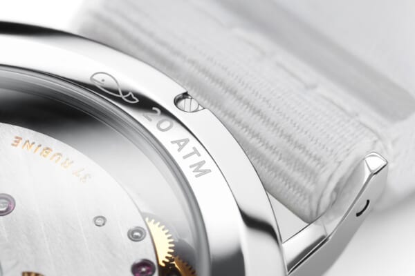 NOMOS GLASHÜTTE(ノモス グラスヒュッテ) アホイ ネオマティック スカイ&サンド