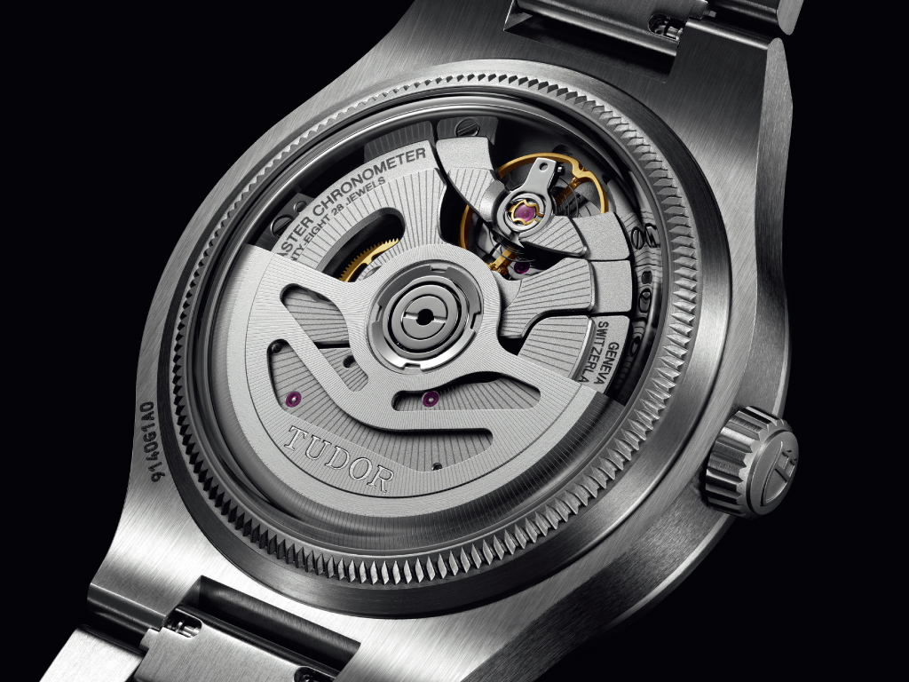 9140G1A0U_caseback