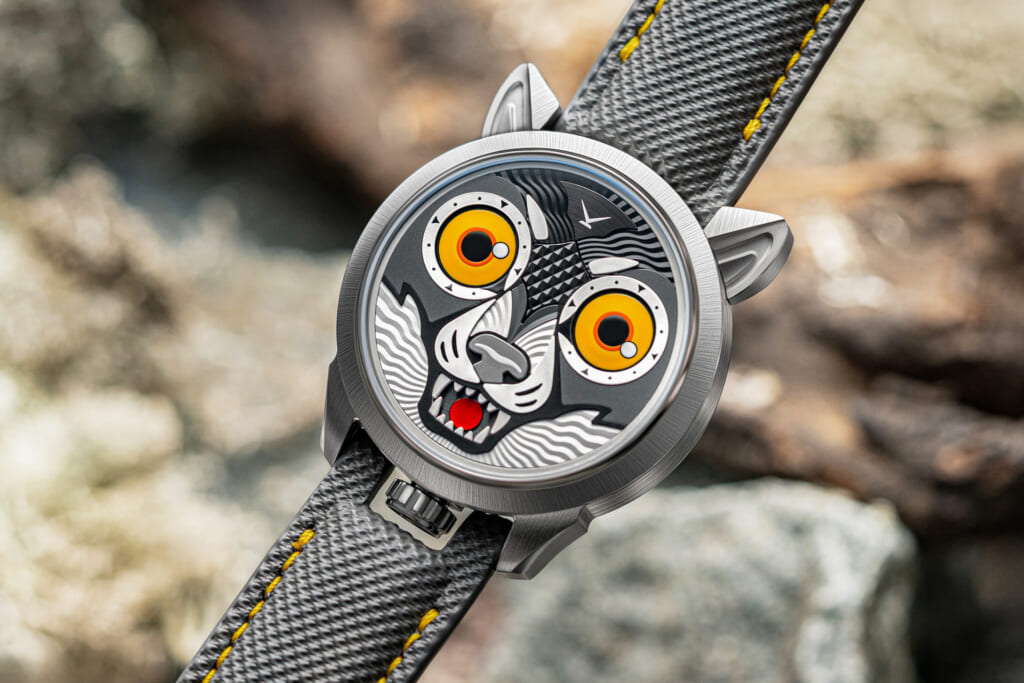 Wolf_front