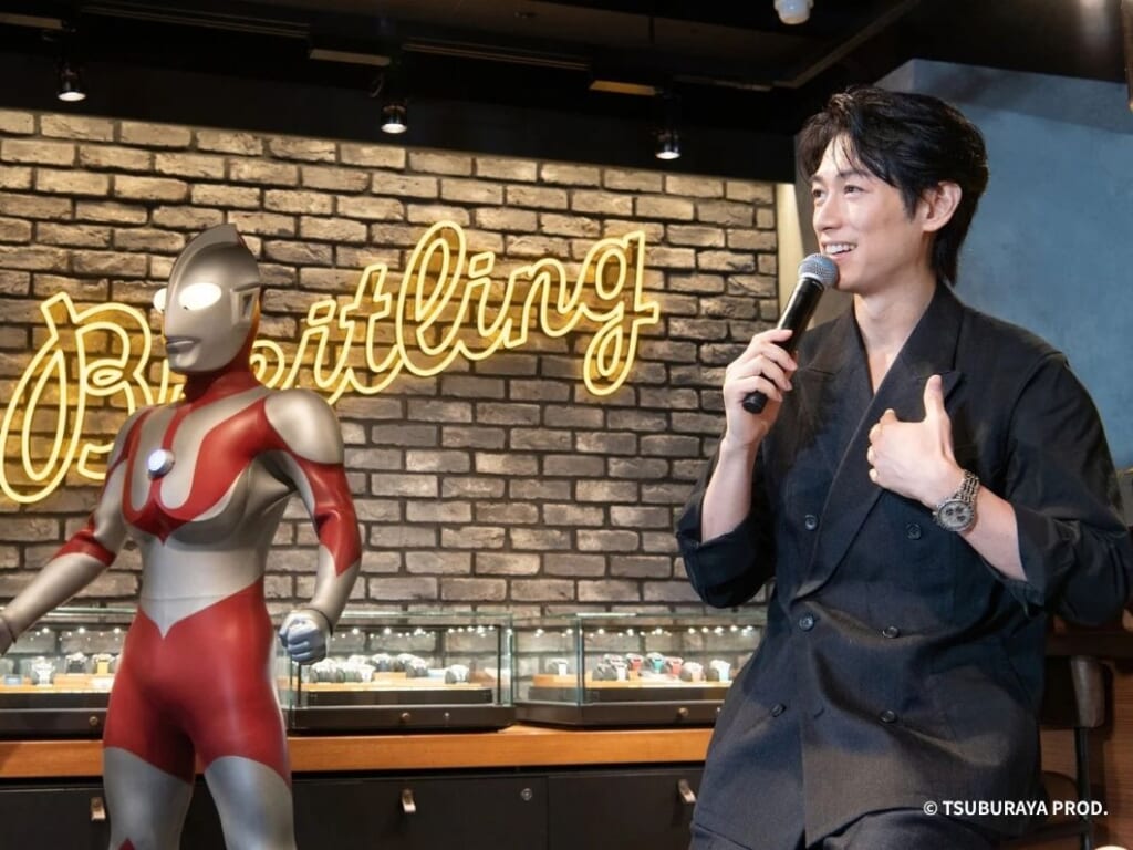 BREITLING（ブライトリング） ナビタイマー B01 クロノグラフ 43 ウルトラマン リミテッド
